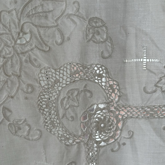 Embroidery curtains wide 29”/long 31” - Picture 5 of 6